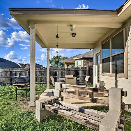 San Antonio Home With Yard About 8 Mi To Lackland! Ngoại thất bức ảnh