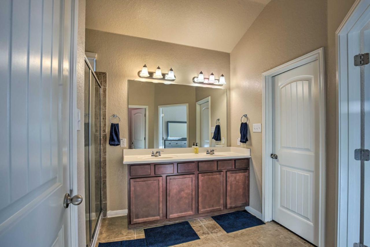 San Antonio Home With Yard About 8 Mi To Lackland! Ngoại thất bức ảnh